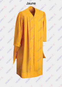 toge master couleur jaune diplômé cérémonie des diplômes