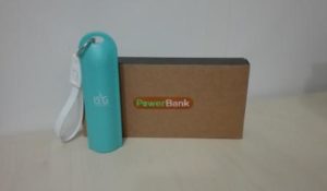 batterie externe similicuir